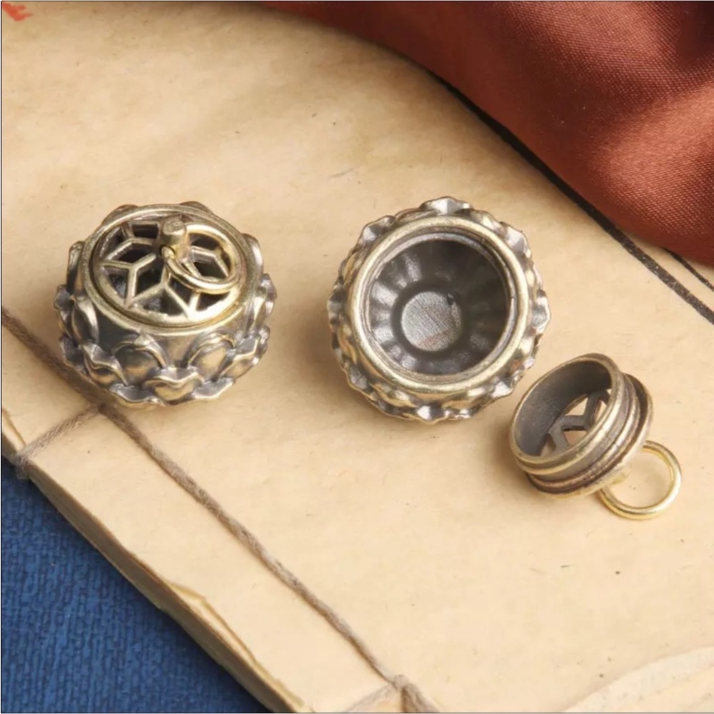 Lotus Pendant